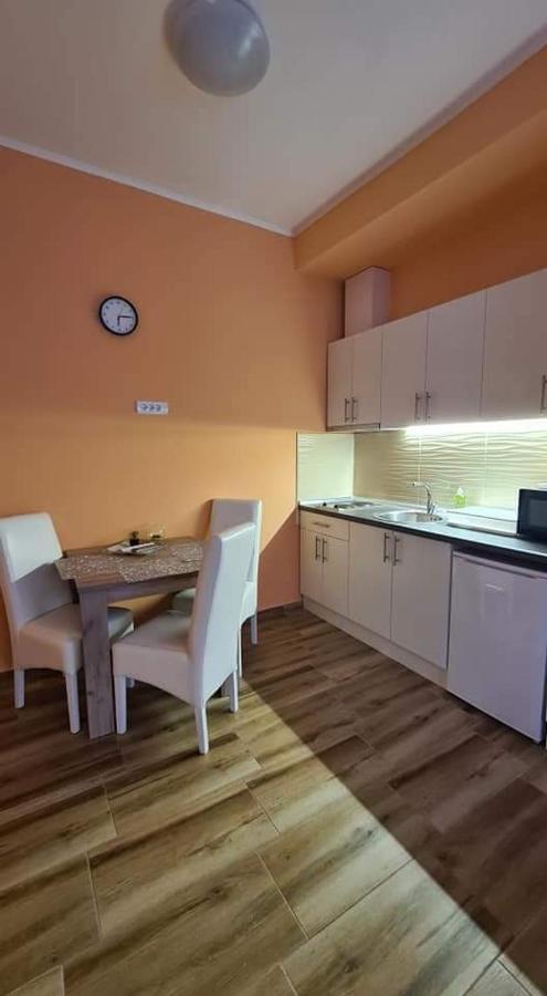 Ales Apartman ソンボル エクステリア 写真